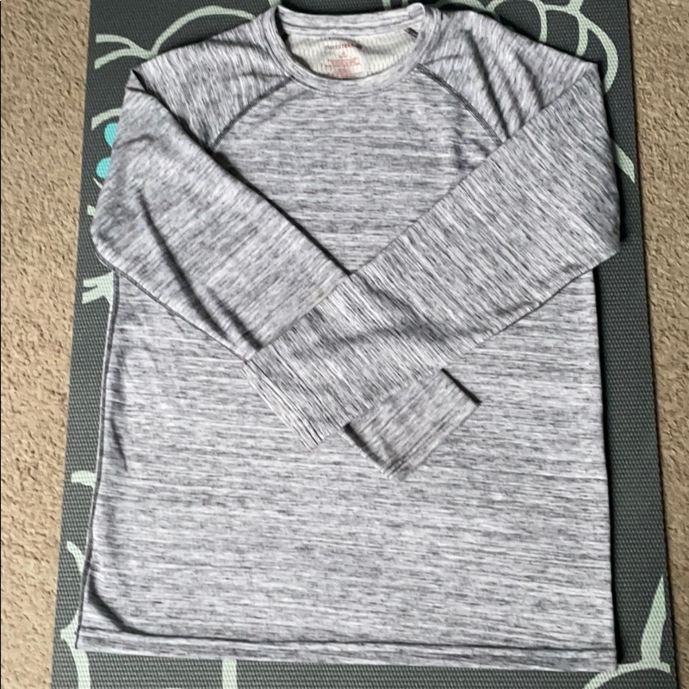 🖤Men’s Swiss Tech thermal shirt🖤